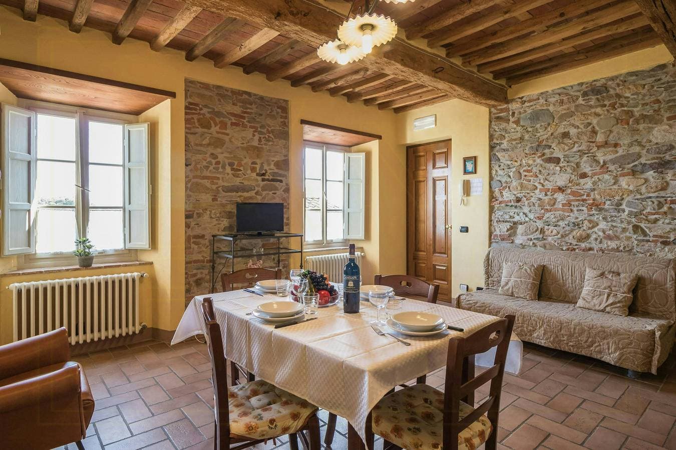 Foto 3 von 48: Historische Ferienwohnung mit Pool in der Nähe von Lucca