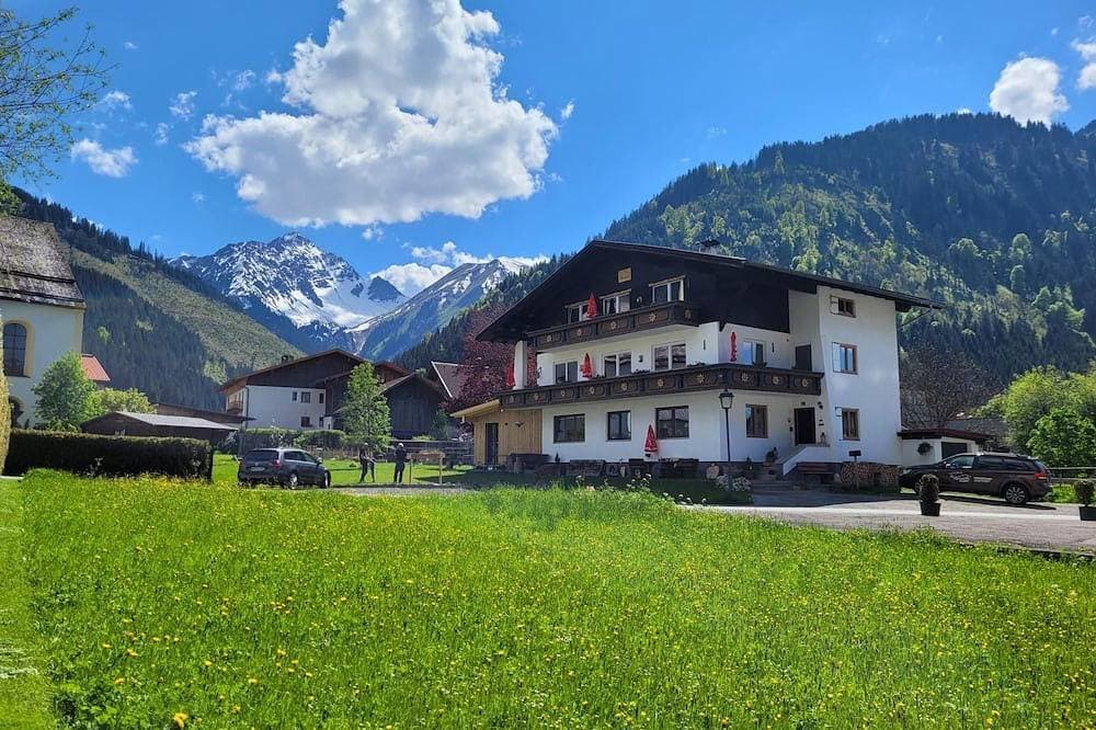 Ferienwohnungen Haus Almrausch - Morgentau 1