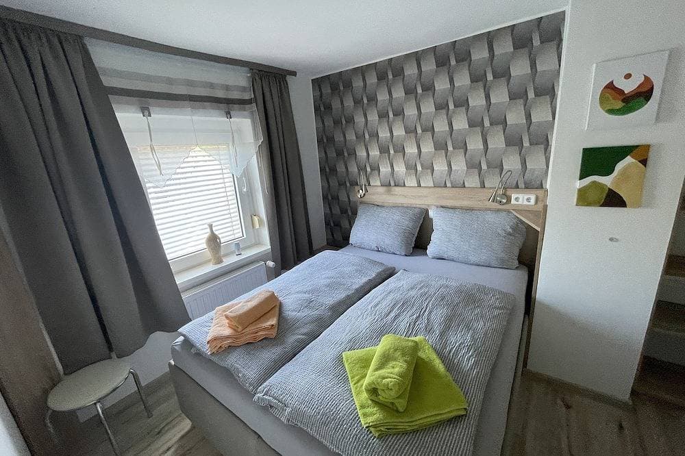 Foto 2 von 8: Ferienwohnung Holzwurm