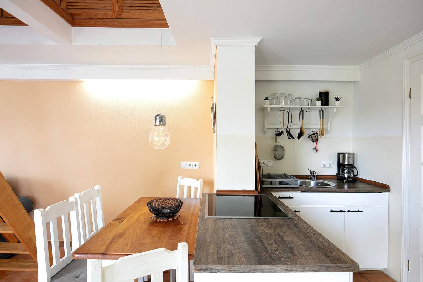 Foto 7 von 35: "Ferienhäuschen am See" mit privater Terrasse und WLAN