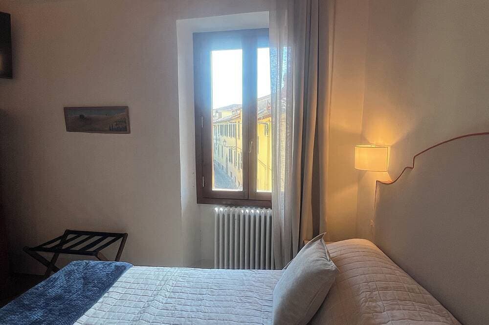 Foto 3 von 16: Lo Studiolo - A charming Studio in Chianti near Florence
