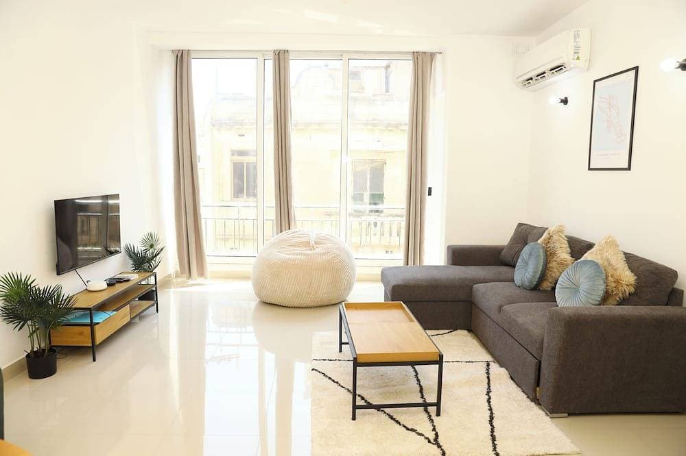 St. Julian's Central Apartment 2 1