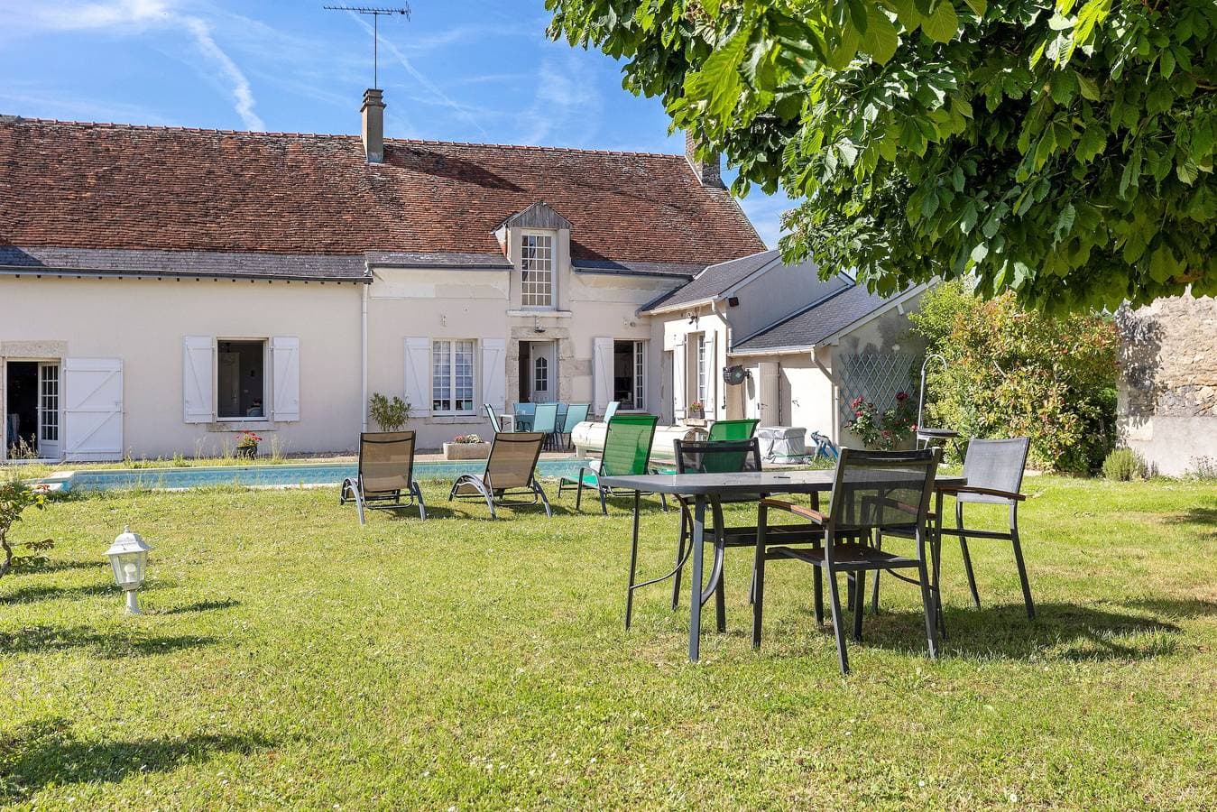 Foto 9 von 26: Bed & Breakfast 'Chambre Lavande' mit Gemeinschaftspool, Garten und WLAN