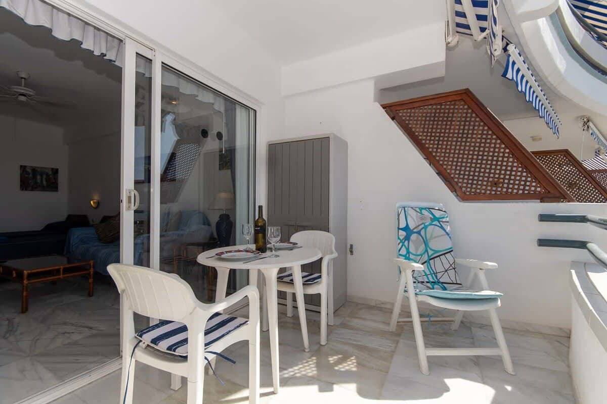 Foto 3 von 33: Ferienwohnung für 2 Personen mit Pool