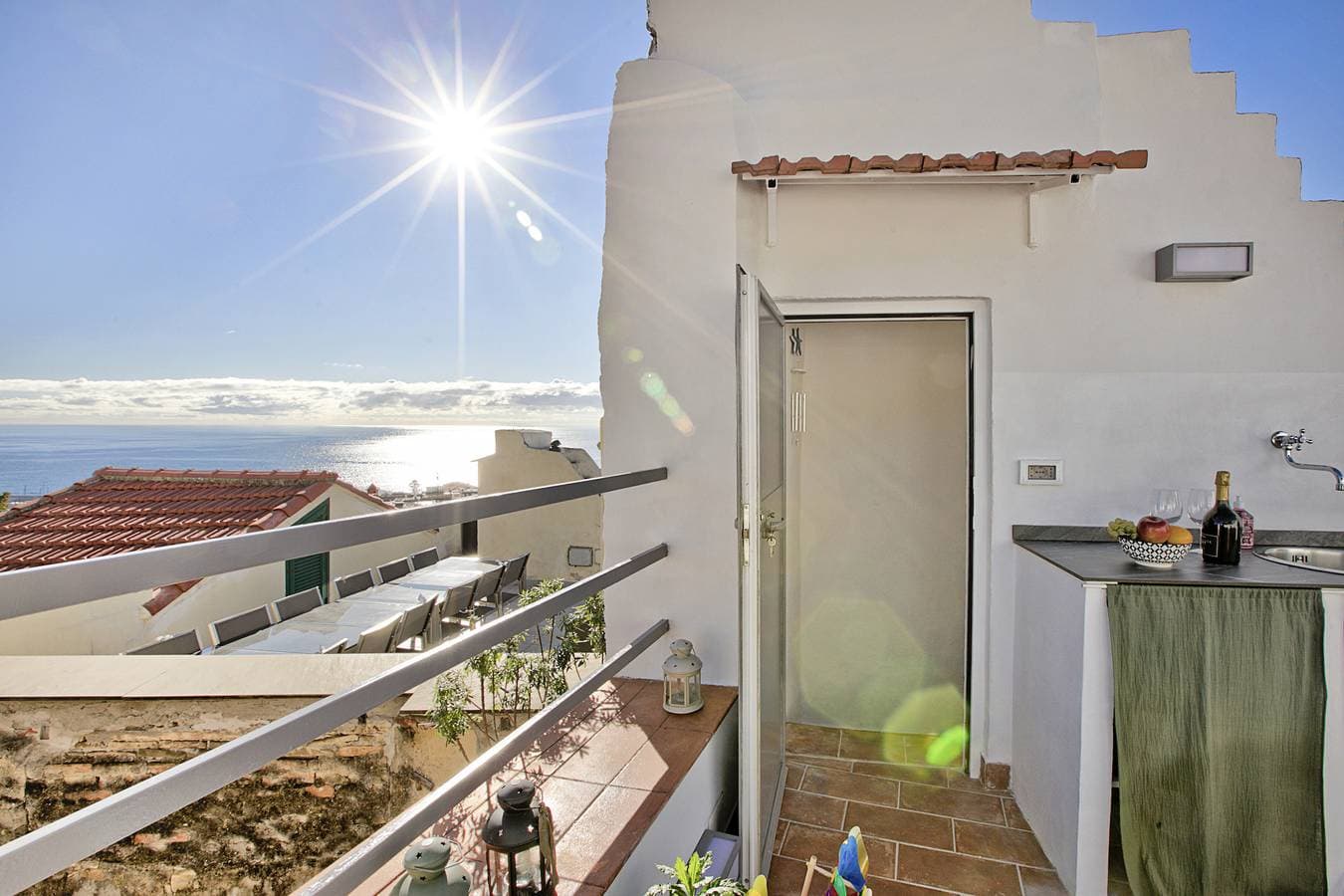 Foto 7 von 37: La Torretta Holiday Home with Terrace, Sanremo