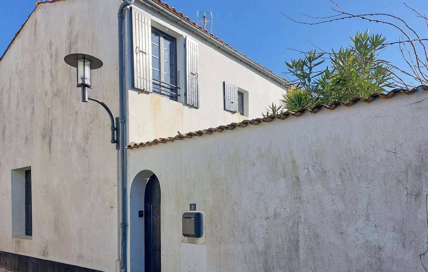 Gemütliches Apartment am Strand mit Garten und Parkplatz 1