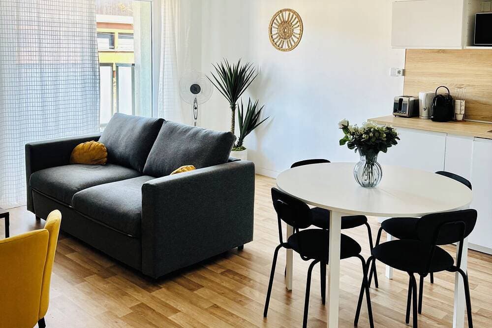 Foto 7 von 8: Cosy, quiet T2 + balcony, parking, Netflix