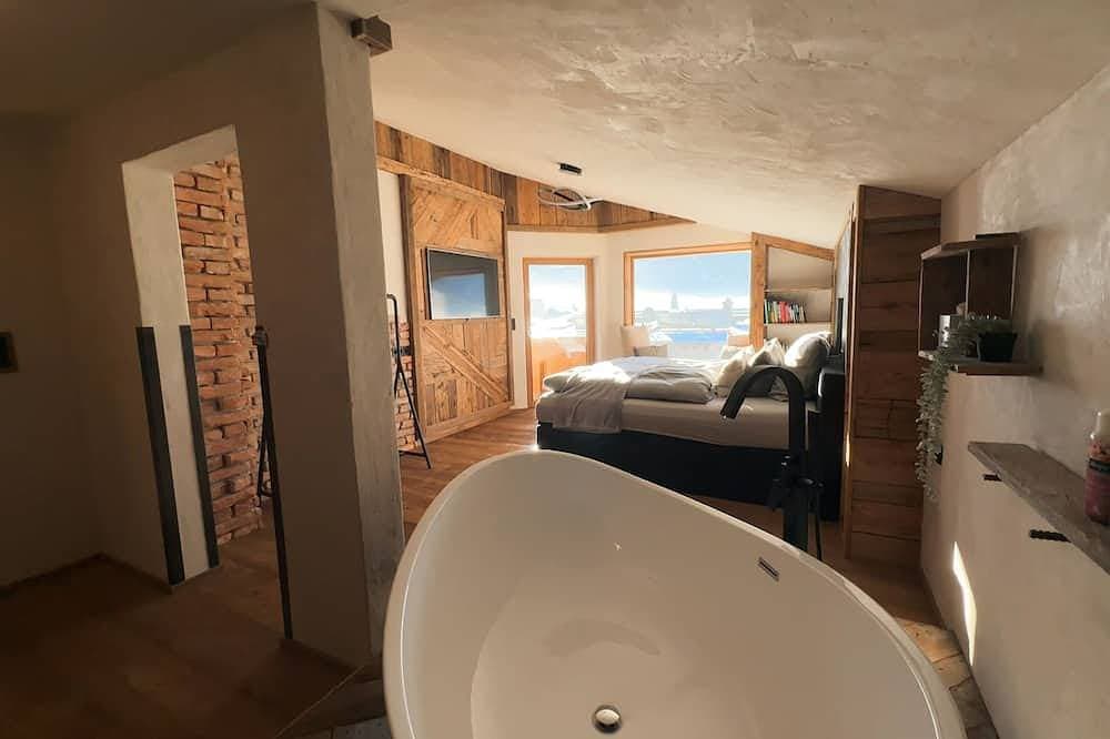 Foto 3 von 30: Panorama Chalet Ehrwald - Exklusive Auszeit am Fuße der Zugspitze