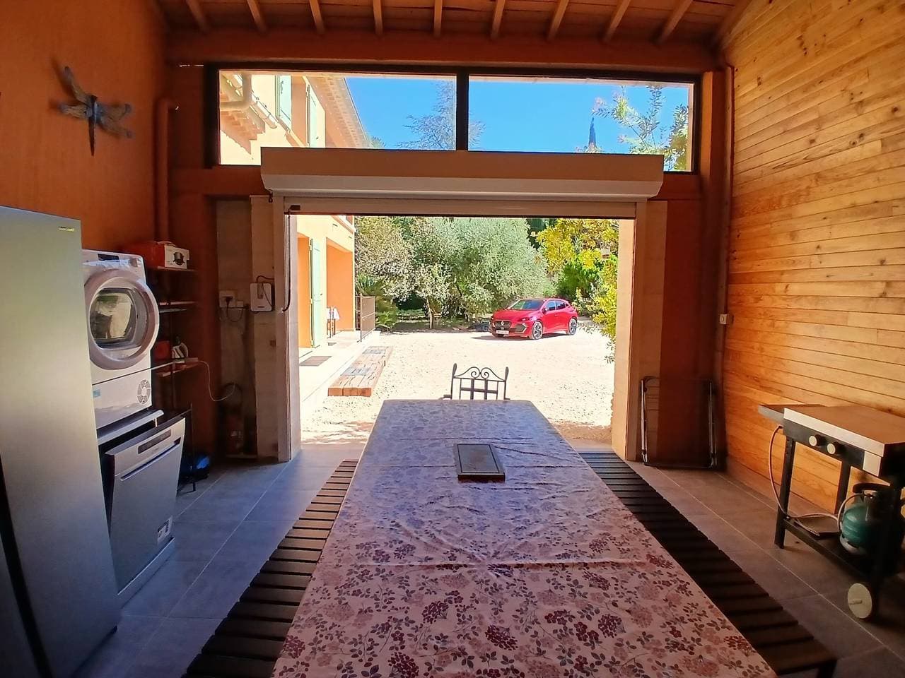 Foto 9 von 34: Ferienhaus 'Domaine Du Courroussouve' mit Bergblick, WLAN und Klimaanlage