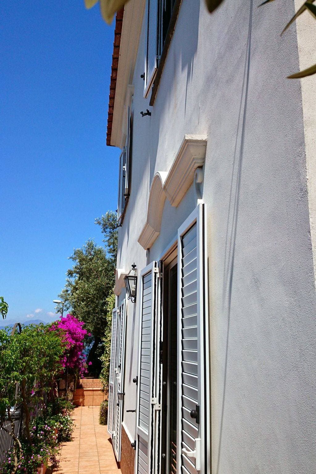 Foto 5 von 29: Villa l'Ulivina - Entspannung Garten Sonnenterrasse