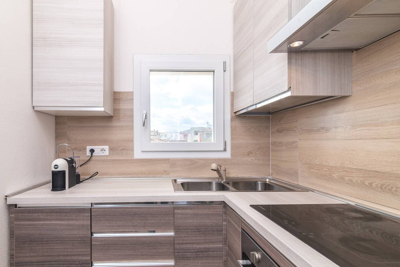 Foto 8 von 20: Ferienwohnung 'Attico Con Vista Mare A Budoni' mit Meerblick, Terrasse und Klimaanlage