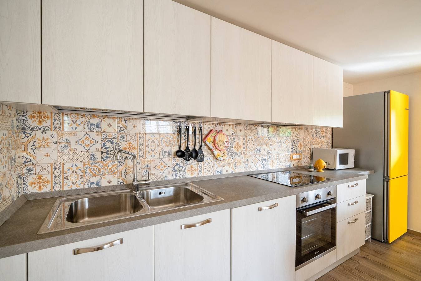 Foto 7 von 20: Ferienwohnung "Gufo Di Mare - Giallo" mit Meerblick und privater Terrasse