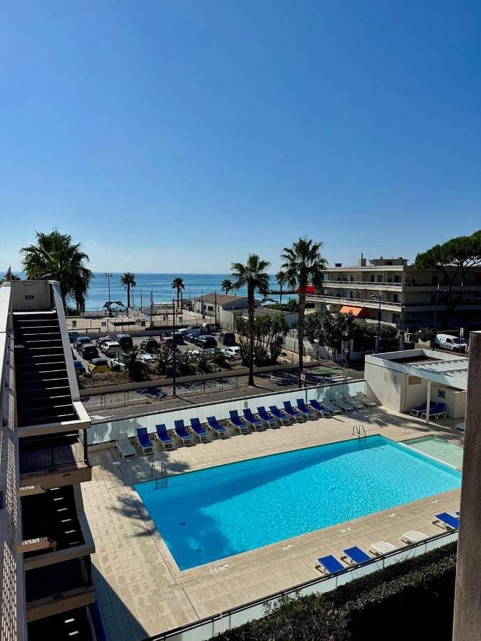 2 pièces Bord de mer - Parking-Clim-Piscine 1