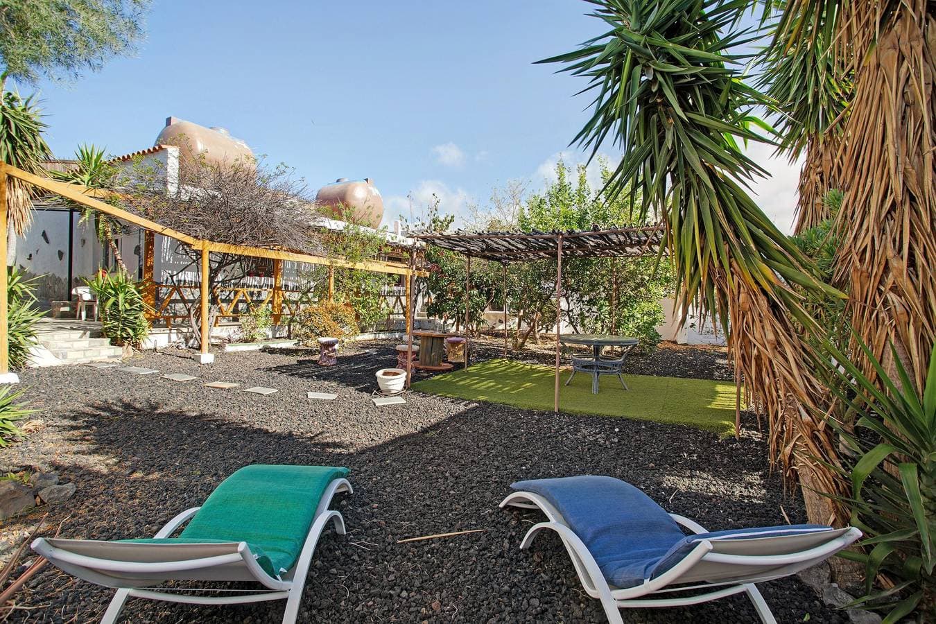 Finca Fani 4 con piscina compartida 1