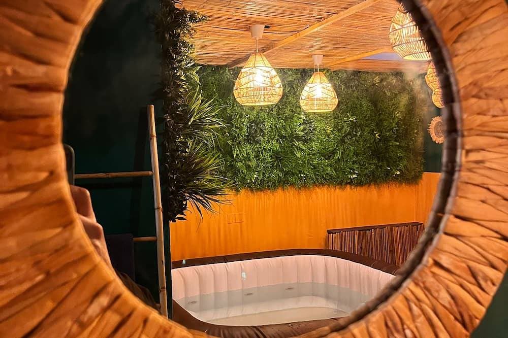 Travel Room Bordeaux : L'amazo'nid 1