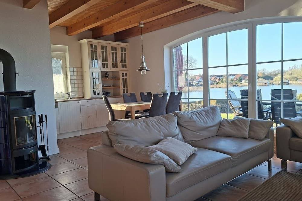 Foto 12 von 28: Blick aufn See - Ferienhaus mit traumhaftem Blick