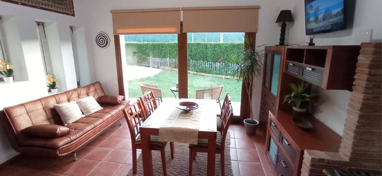 Foto 12 von 24: Three-Bedroom House