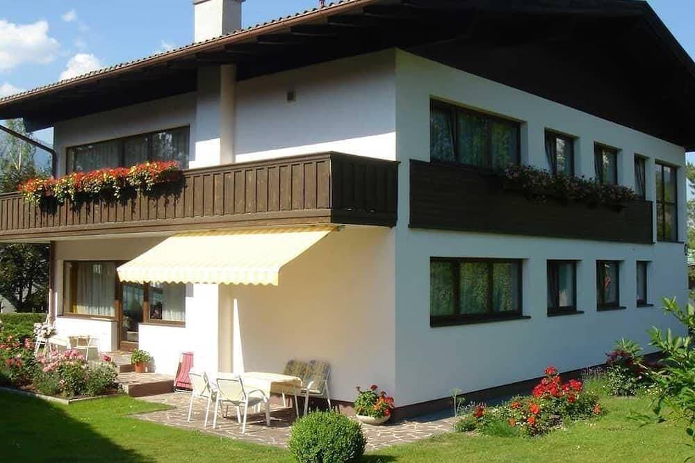 Foto 7 von 14: Sunny holiday home with a beautiful garden and terrace