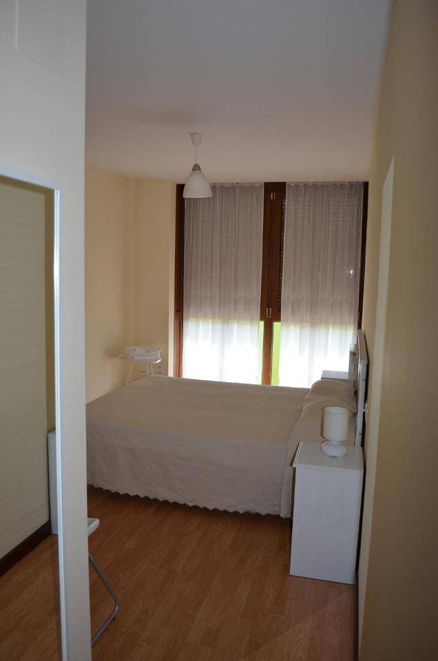 Foto 7 von 15: Two-Bedroom Apartment