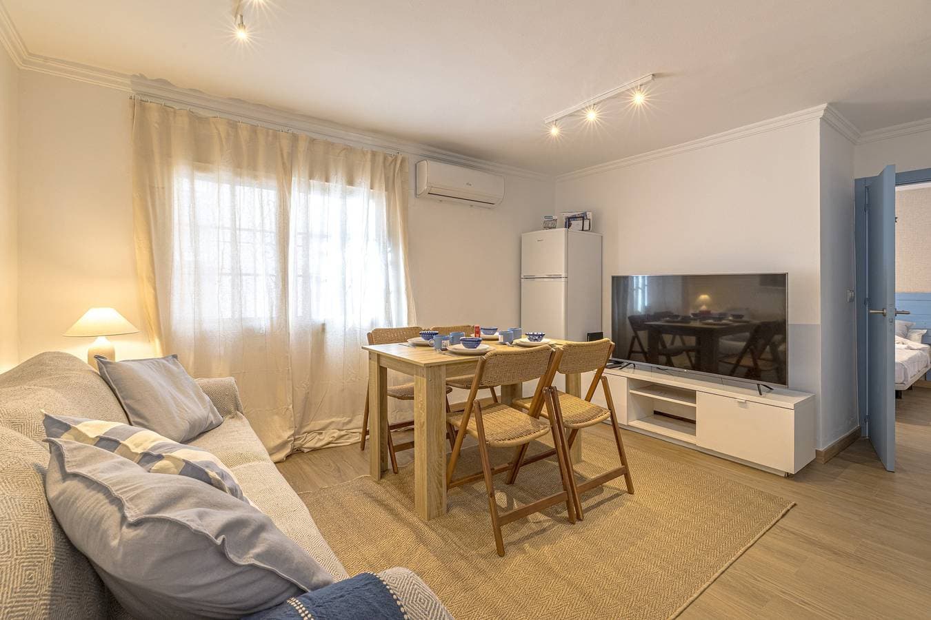 Foto 12 von 23: Solis Mare Palo Beach – 2 Min zum Strand – WLAN & Klimaanlage