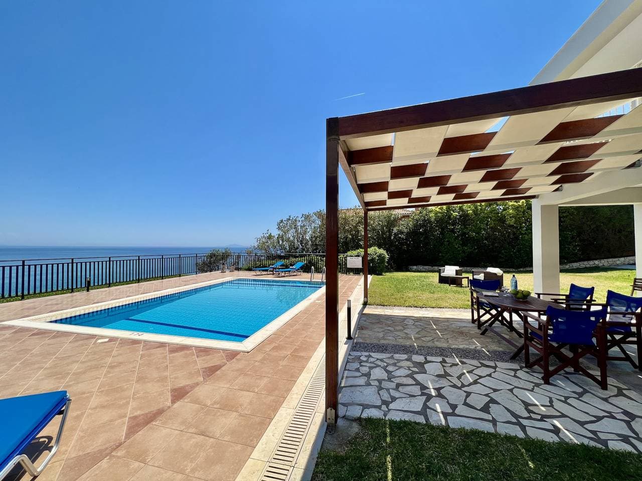 Foto 5 von 43: Villa Sakos