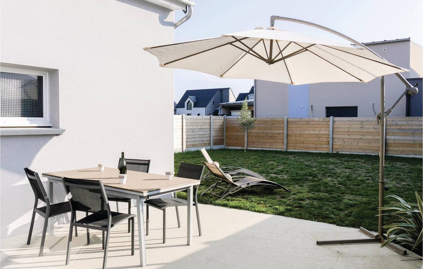 Foto 10 von 24: Appartement am Strand mit Parkplatz und Garten