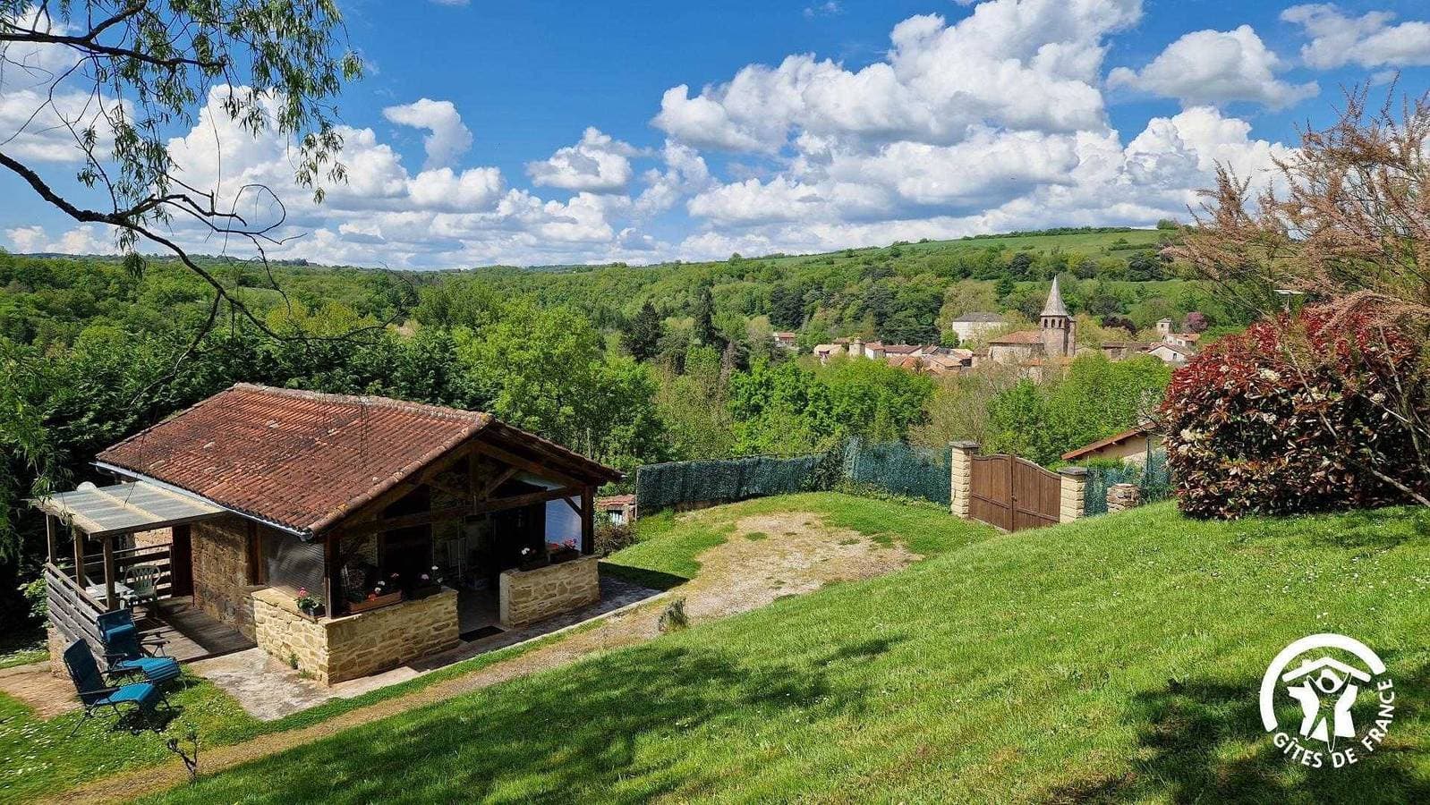 Le petit gîte en pierre 1