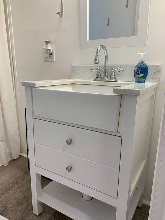 Cosy, neu renoviert, West Shores, kurzer Fußweg zum Nasons Beach 1