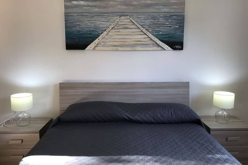 Foto 3 von 30: Residenz Limpiddu Pool - Erdgeschoss, jeglicher Komfort, 4 Min vom Meer entfernt