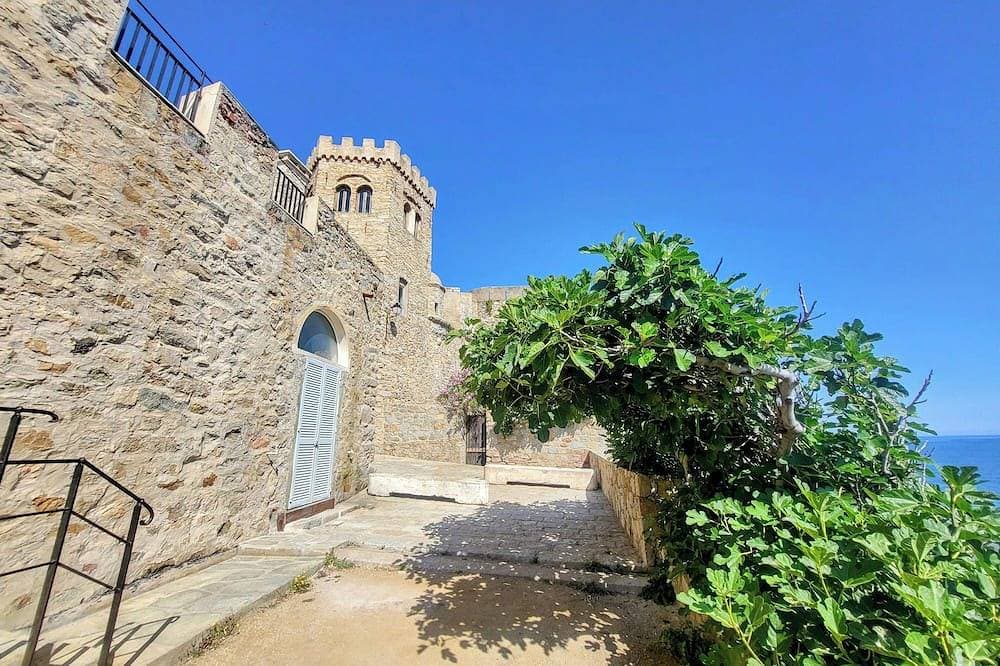 Foto 13 von 15: Neue Wohnung 2 Zimmer, Strand, Korsika, Balagne, Calvi, Ile Rousse, Algajola