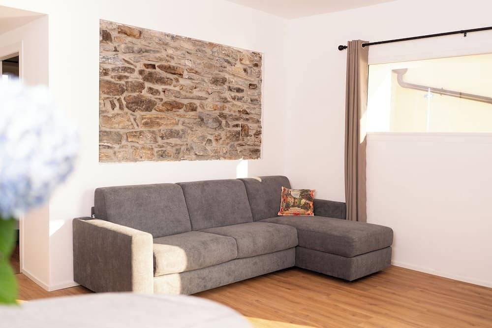 Foto 10 von 29: Dn Art Royale: Villa w/ Private Spa, Hot Tub & Stunning Lake Como View Terrace