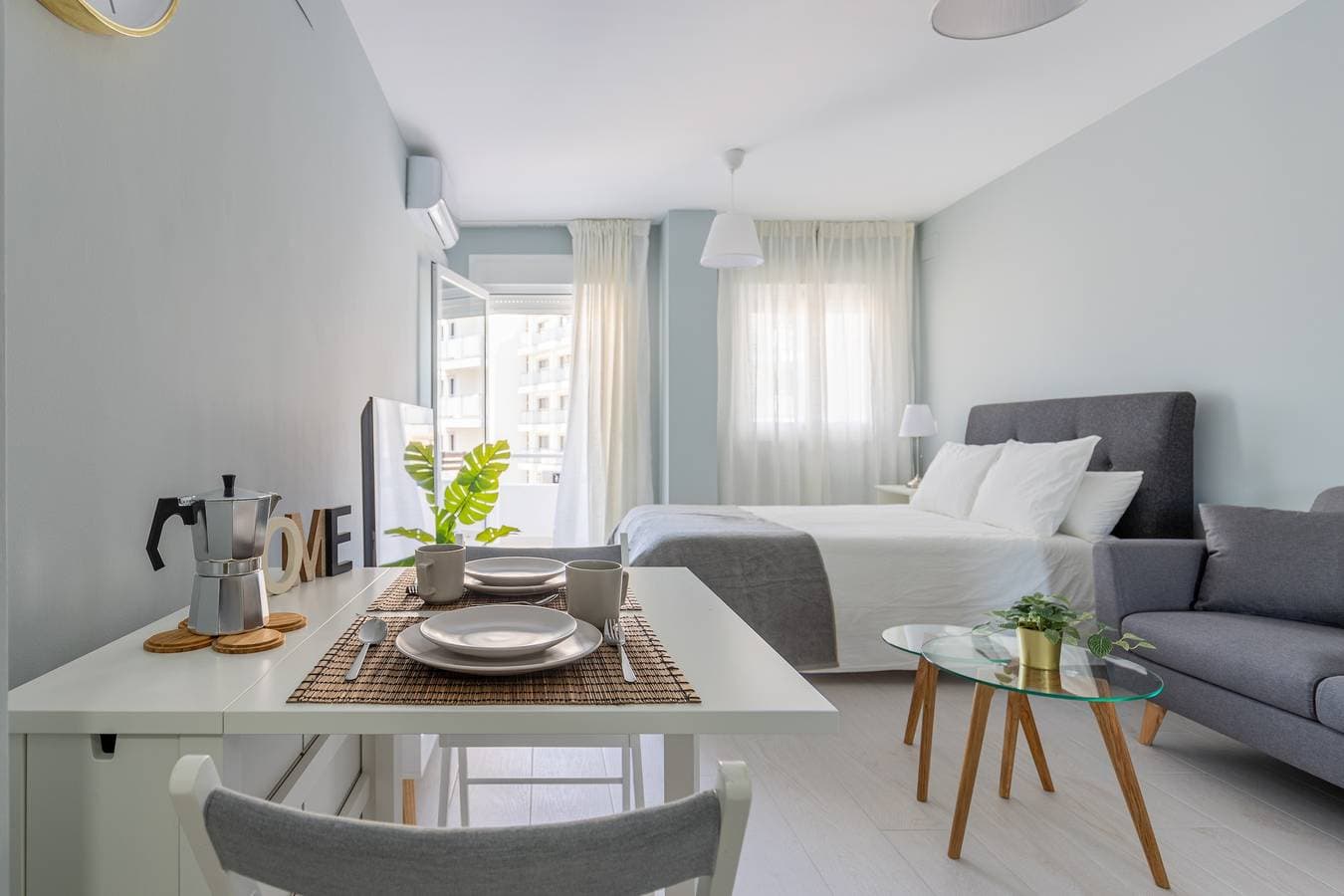 Foto 11 von 24: Studio-Apartment 'Torremolinos Dream Sea Views' mit Meerblick, WLAN & Klimaanlage