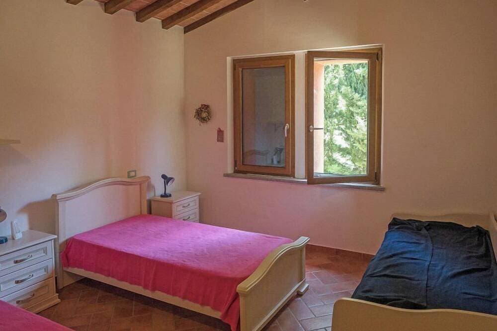 Foto 4 von 30: Villa for groups and families, with Private Pool in Monteverdi Marittimo