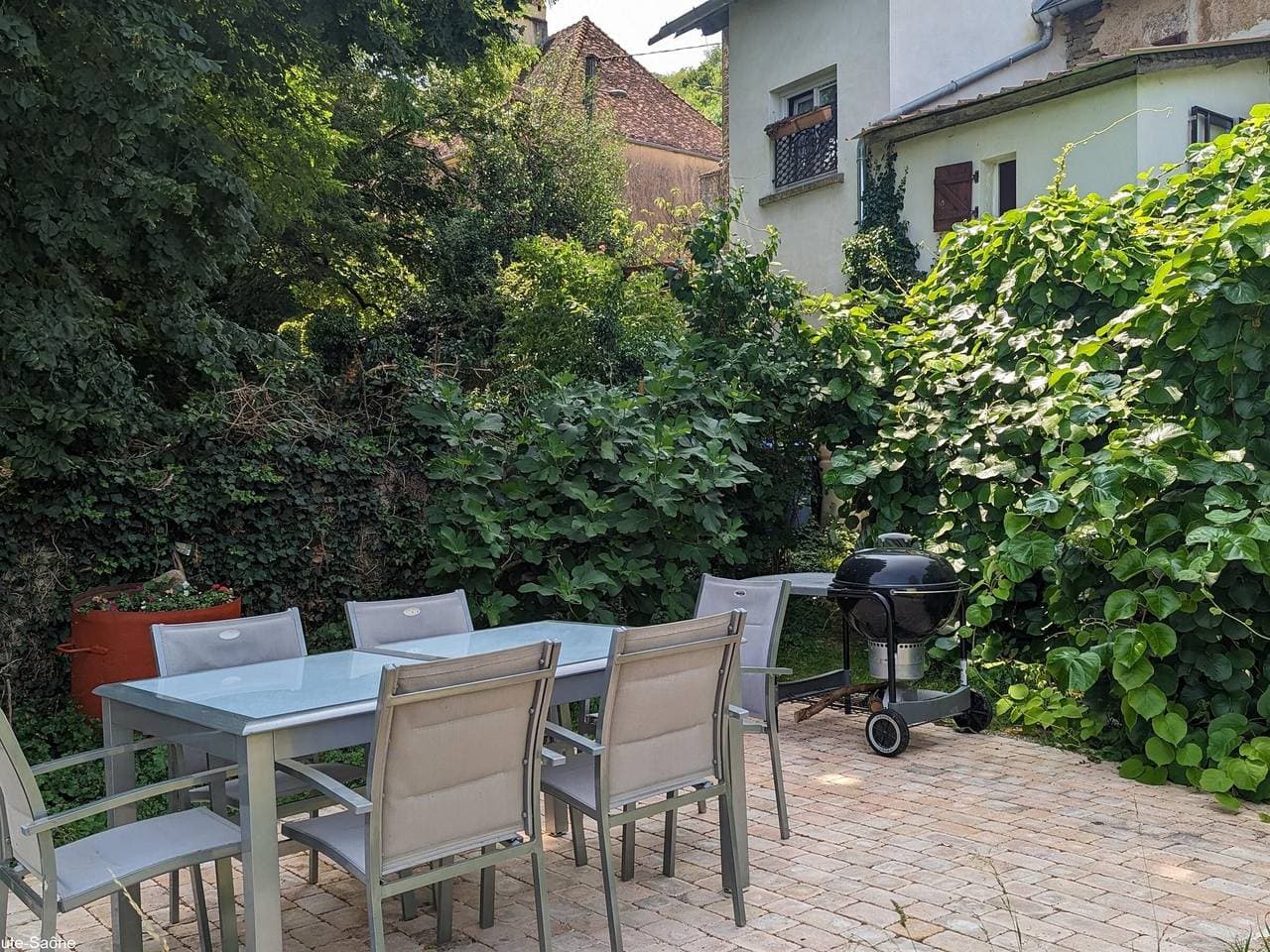 Charmantes Dorfhaus in Haute-Saône mit Kamin 1