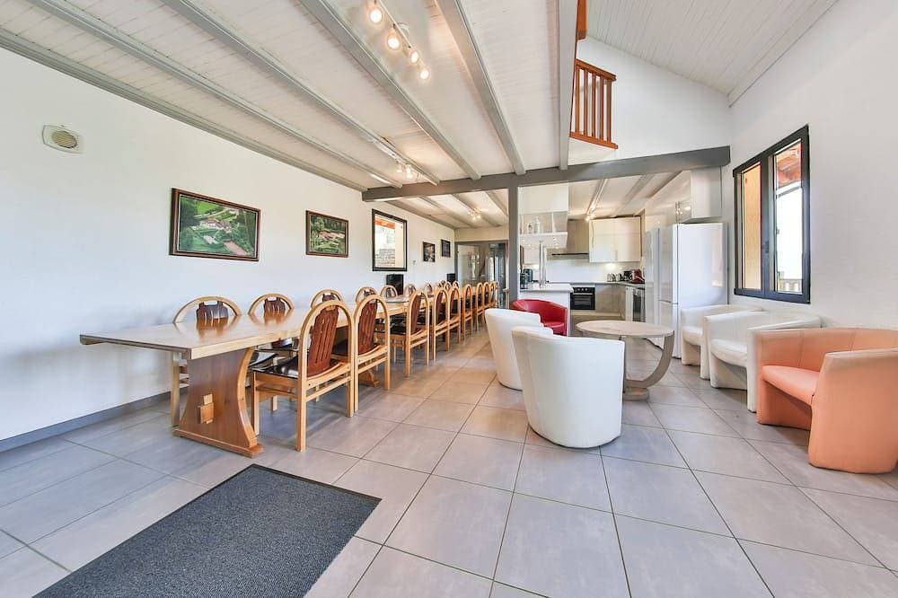 Foto 7 von 12: Vermietung haus 15 Personen mit privatem Schwimmbad, Spa, Sauna Alsace 68.830 Oderen