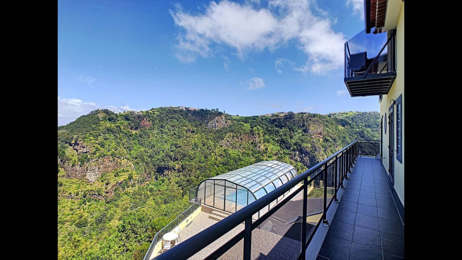 Foto 7 von 33: Ferienhaus für 6 Personen mit Meerblick