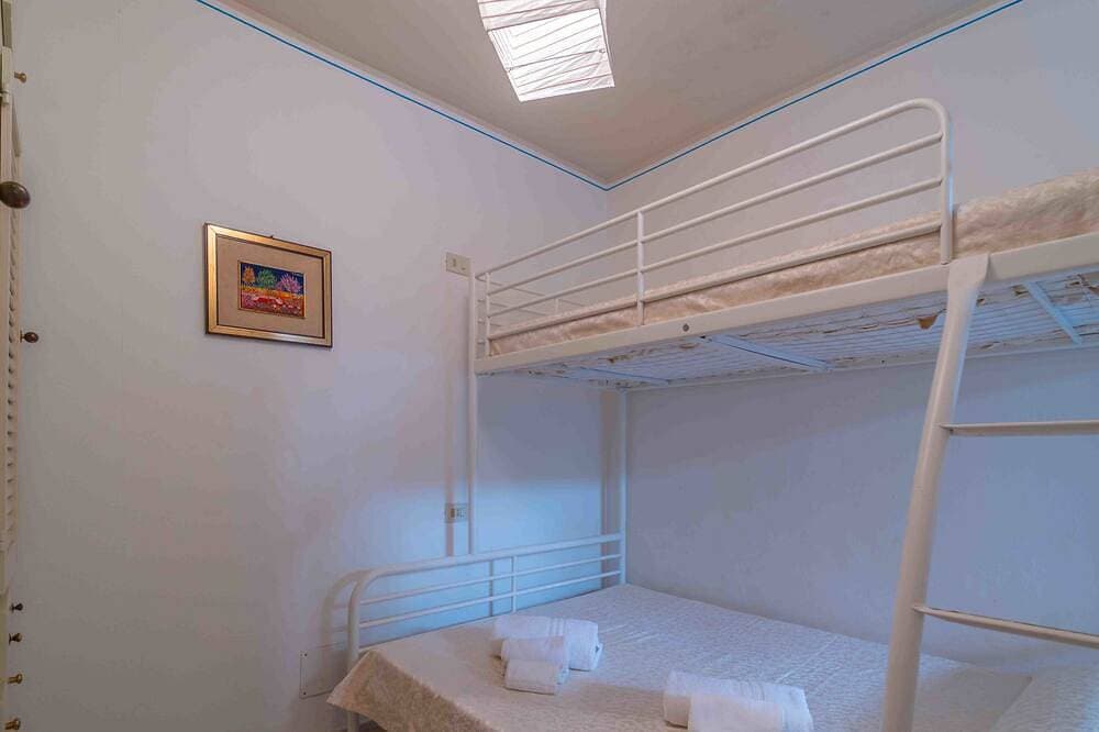 Foto 7 von 24: Three-room apartment 4 minutes walk from the beach