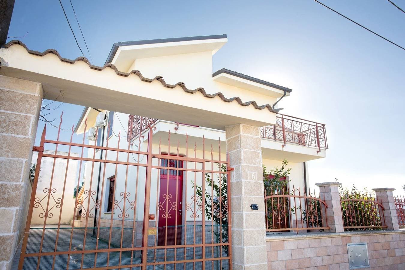 Foto 6 von 33: Villa für 9 Personen mit Balkon