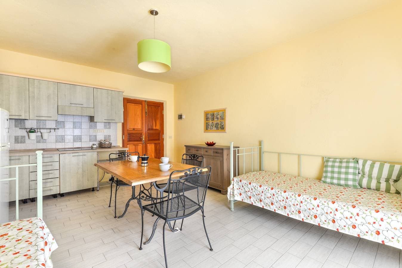 Foto 3 von 22: Ferienwohnung 'Cinciarella Casa Vai' mit Meerblick, WLAN und Klimaanlage