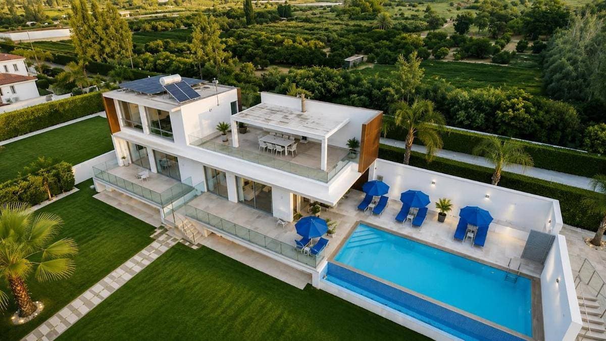 Foto 3 von 35: Villa