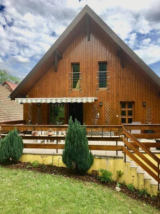 Foto 2 von 31: Two-Bedroom Chalet