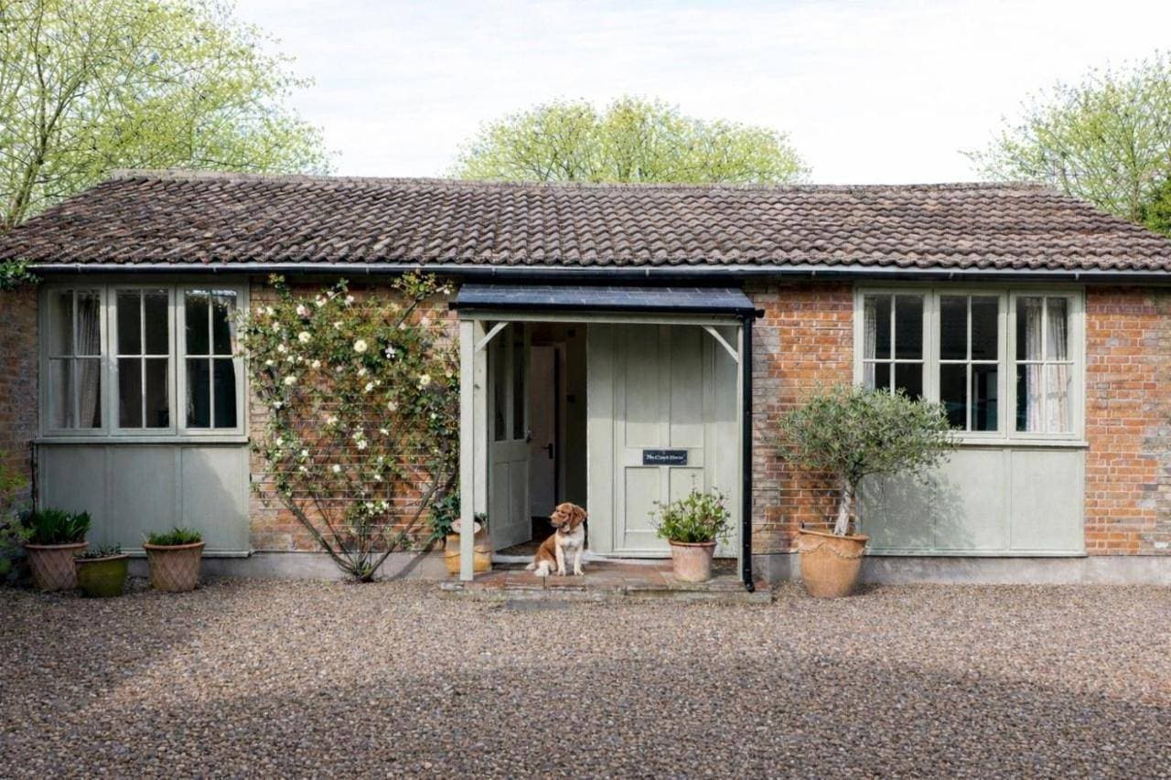 The Coach House 1