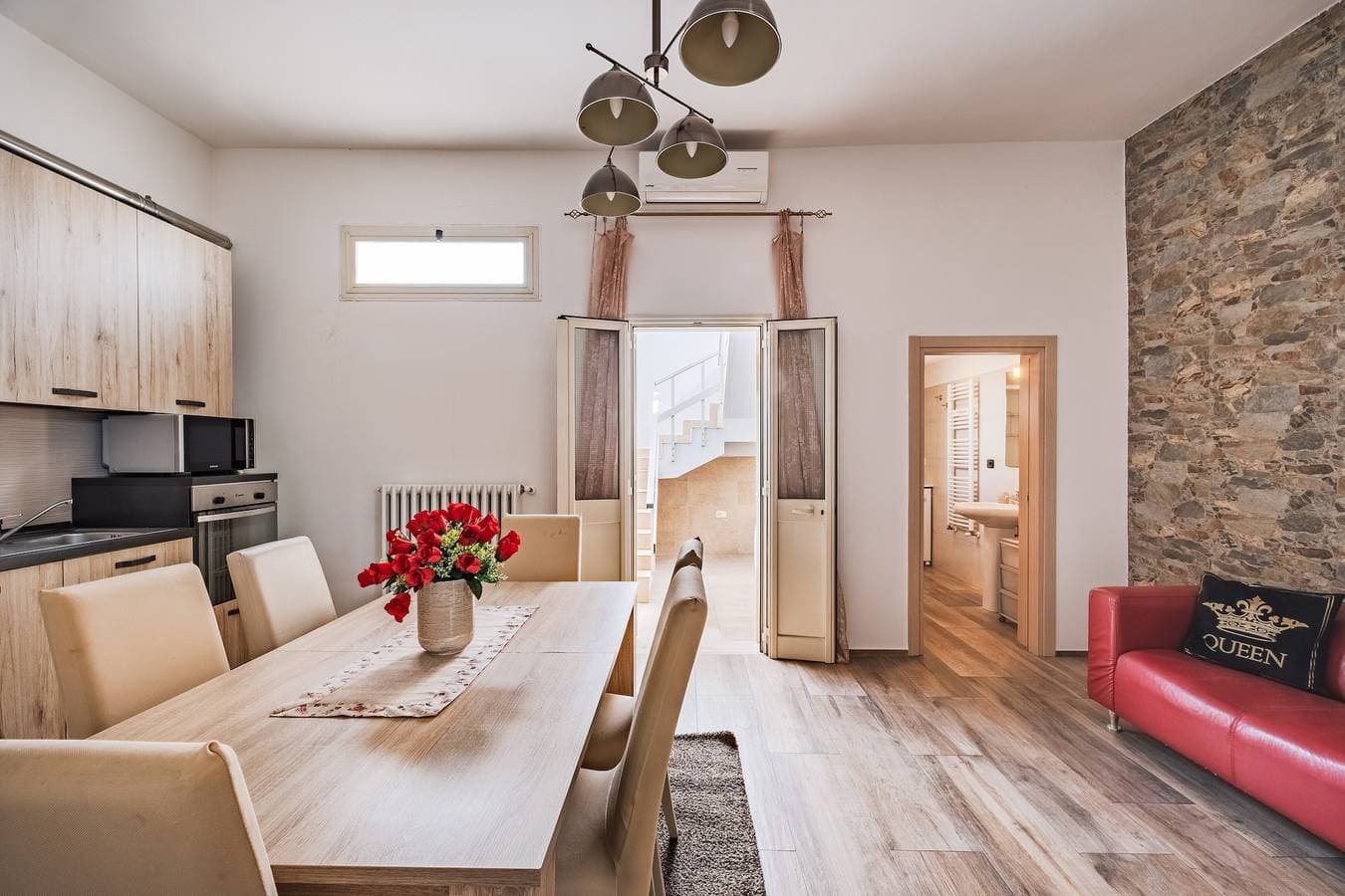 Foto 2 von 30: Ferienhaus 'Narcê – Coastal Retreat' mit Meerblick, WLAN und Klimaanlage