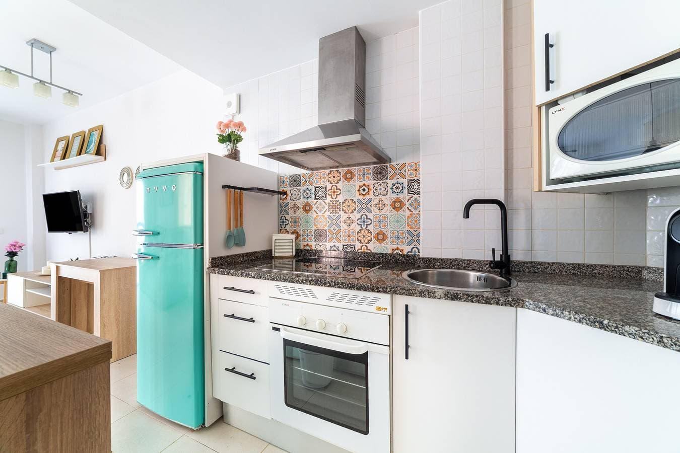 Foto 8 von 28: Apartment 'Laguna Beach Vera' mit Gemeinschaftspool und privatem Whirlpool
