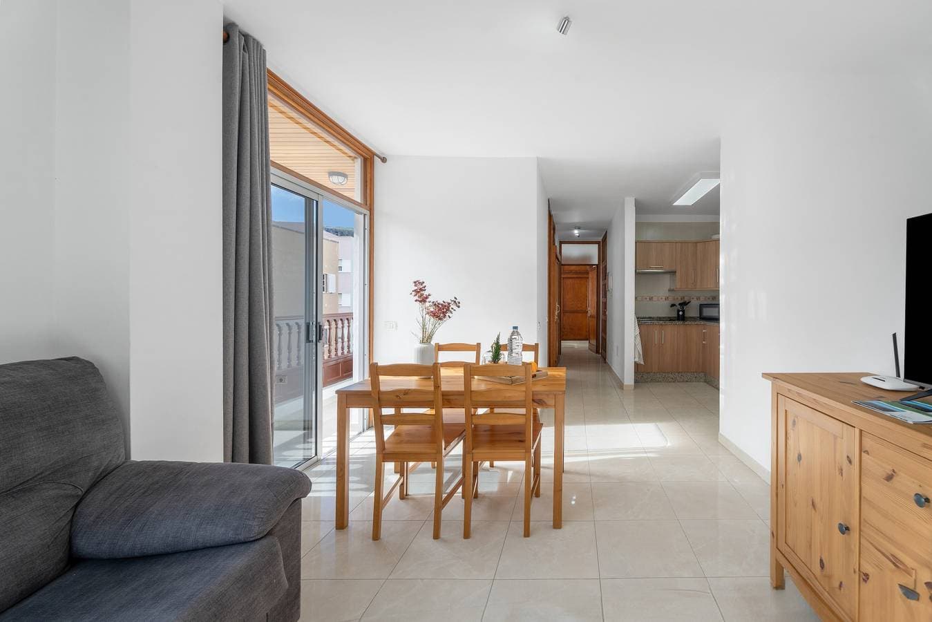 Foto 4 von 22: Apartment „Vivienda Vacacional Ana“ mit Balkon und WLAN