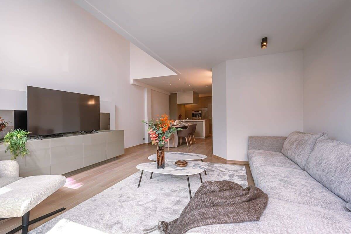 Foto 6 von 32: Bright 3Br retreat w/ kitchen & balcony