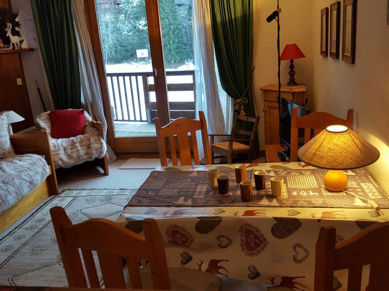 Foto 2 von 12: Ski-in Studio, Süd, Parkplatz, Haustiere Erlaubt