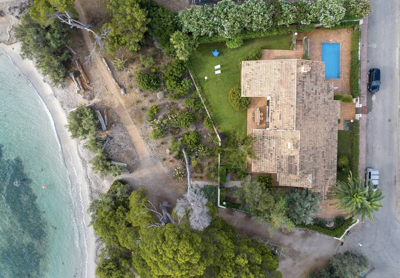 Villa Es Pinaro - Beach Front by PriorityVillas 1