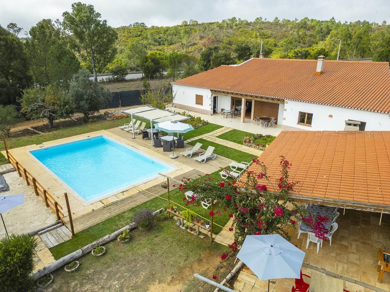 Foto 4 von 33: Ferienwohnung für 4 Personen mit Pool