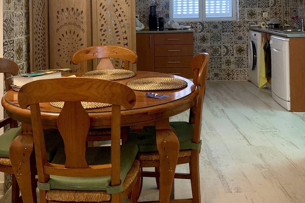 Foto 12 von 29: Where Style meets Comfort. Characteristic house in the authentic village Fuseta